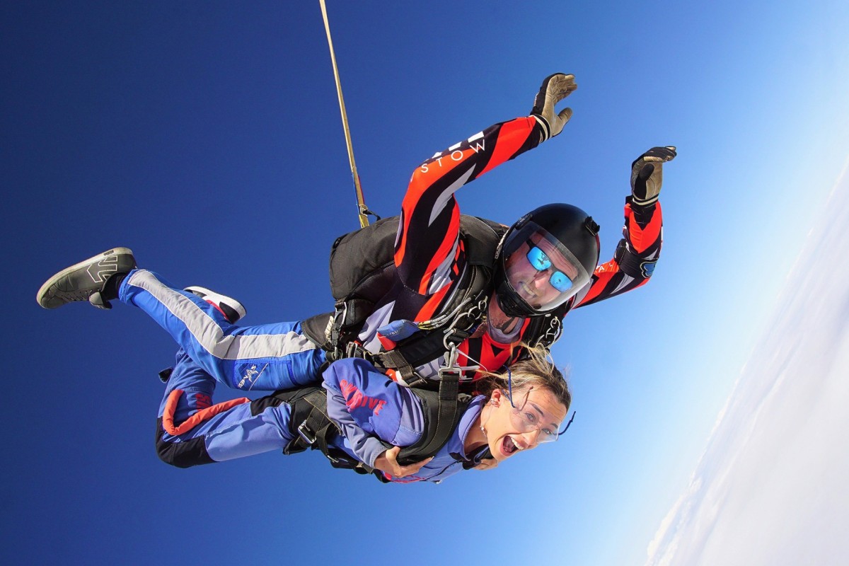 10000ft Tandem Skydive Jump - Anytime in Lincolnshire