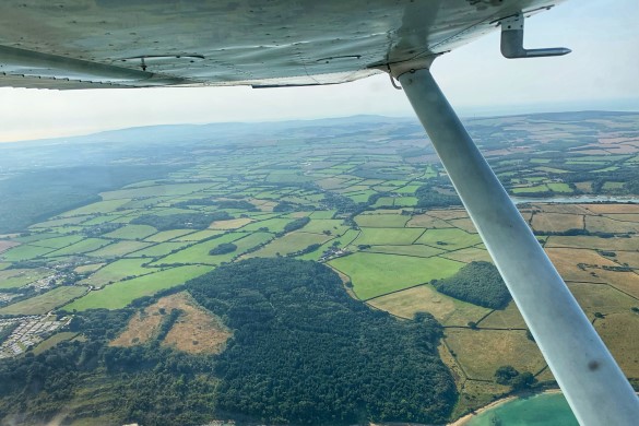15 Minute 2 Seater Flying Lesson - Sheffield
