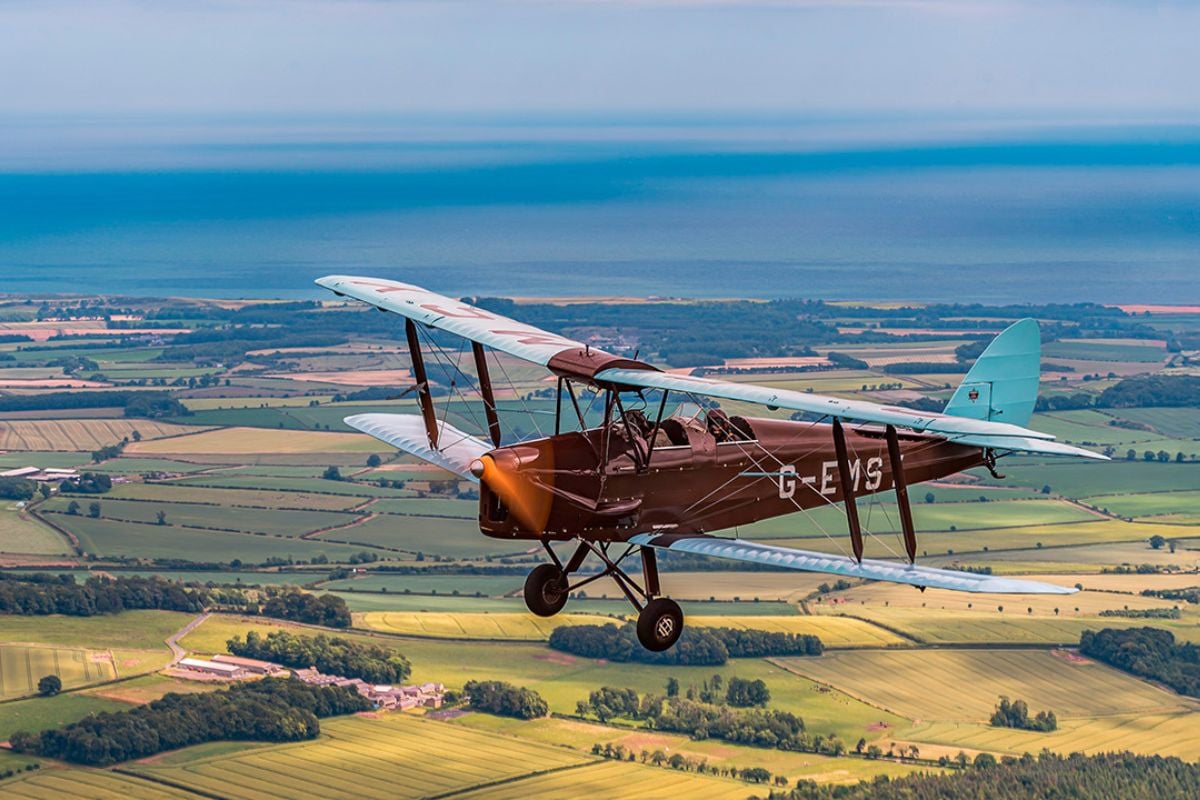15 Minute Tiger Moth Flight in Northumberland