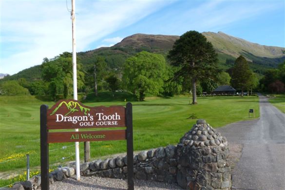 18 Hole Golf Session - Dragon's Tooth Golf Course