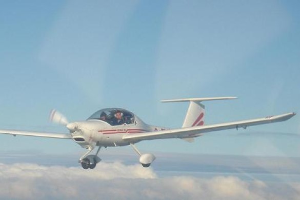 2-Seater 30 Minute Flying Lesson - Hertfordshire