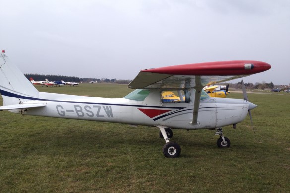 2-Seater 30 Minute Flying Lesson - Hertfordshire