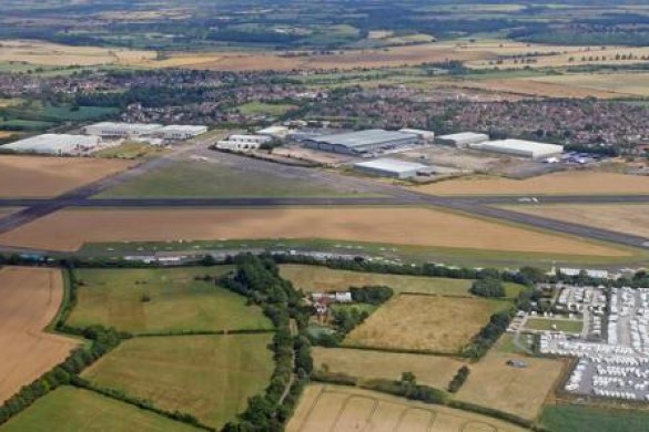2-Seater 45 Minute Flying Lesson - Warwickshire
