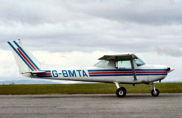 2-Seater 60 Minute Flying Lesson - Glasgow