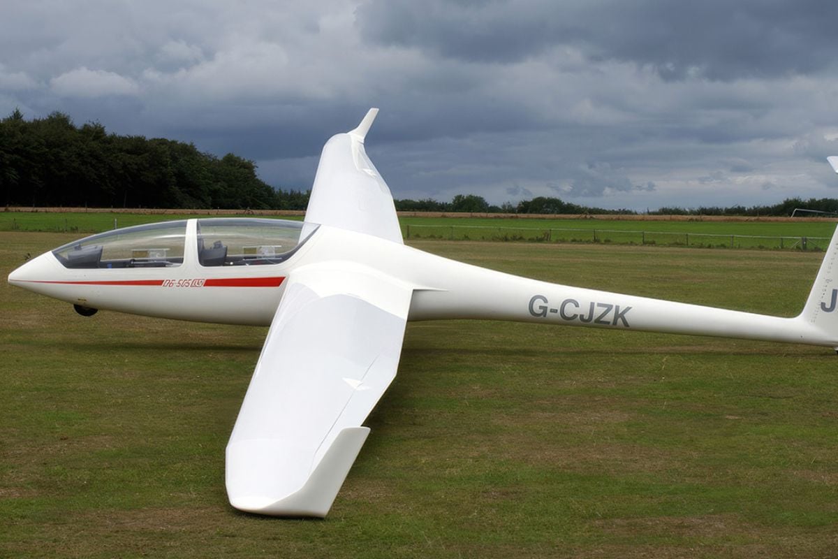 2000ft Aerotow Gliding Flight in East Devon
