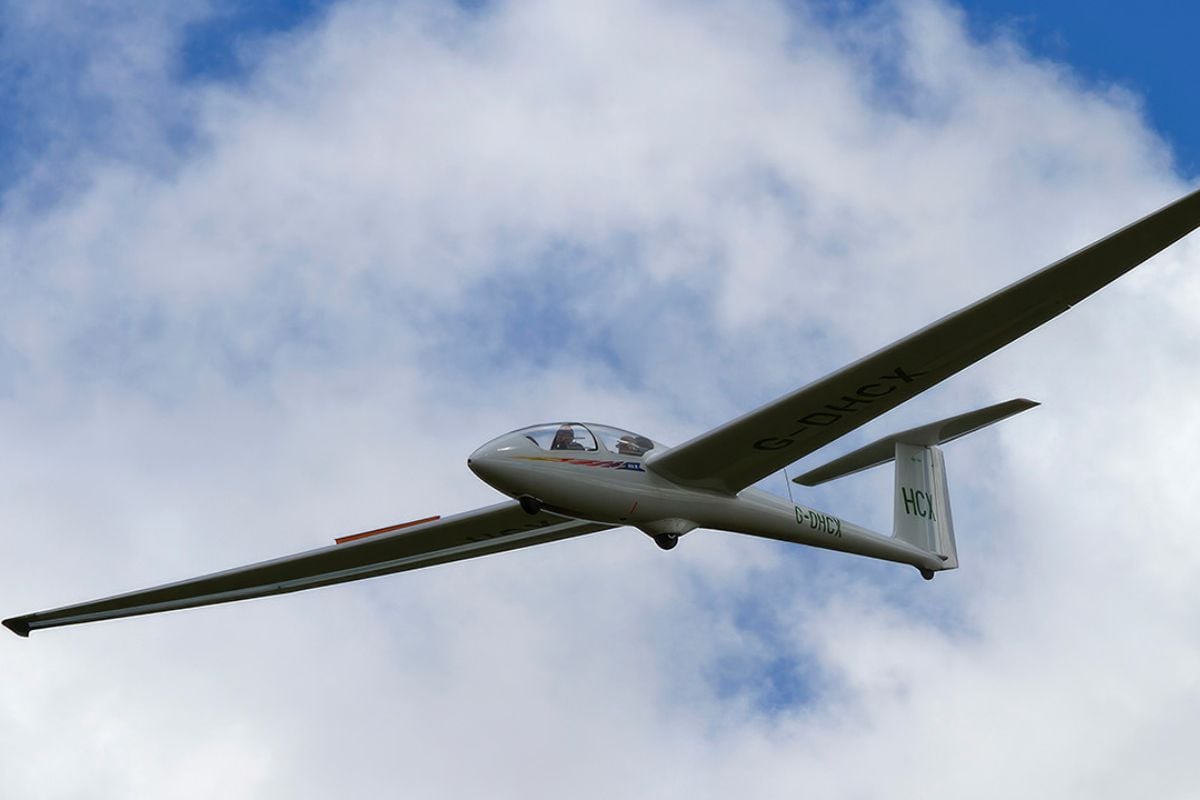 2000ft Aerotow Gliding Flight in East Devon