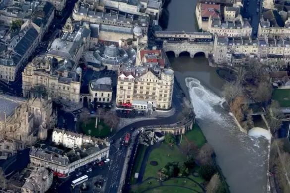 25 Mile Bath or Bristol Tour for Two with Sparkling Afternoon Tea