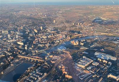 25 Mile UK City Helicopter Tours For One