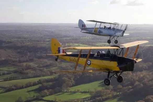 30 Minute Tiger Moth Flight over Wellington Monument