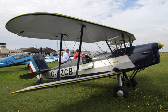 30 Minute 2 Seater Flying Lesson - Shoreham Airport