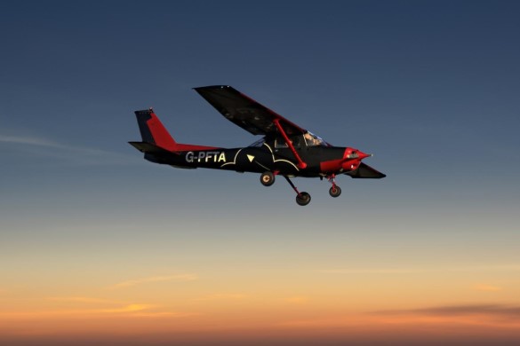 30 Minute 2 Seater Flying Lessons from Thruxton Aerodrome