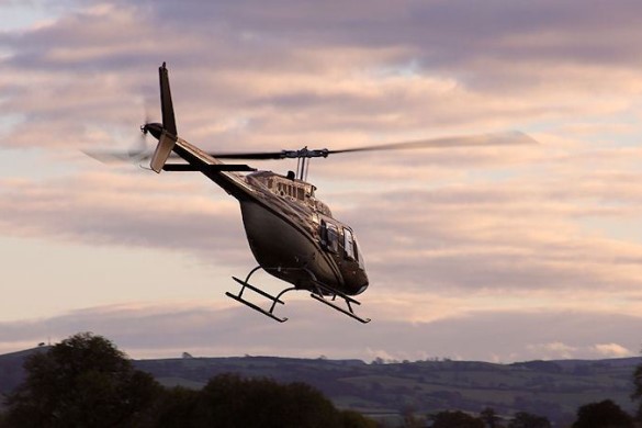 30 Minute Exclusive Silverstone Helicopter Tour for Four