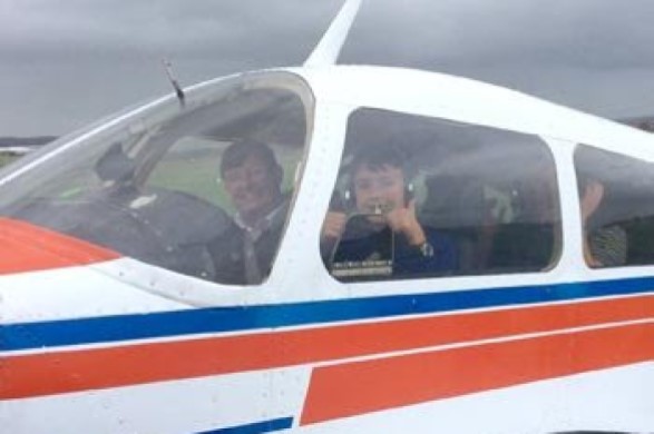 30 Minute Four Seater Flying Lesson - Exeter