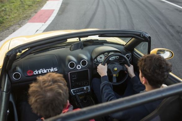 30 Min Junior Learner Driver - Porsche