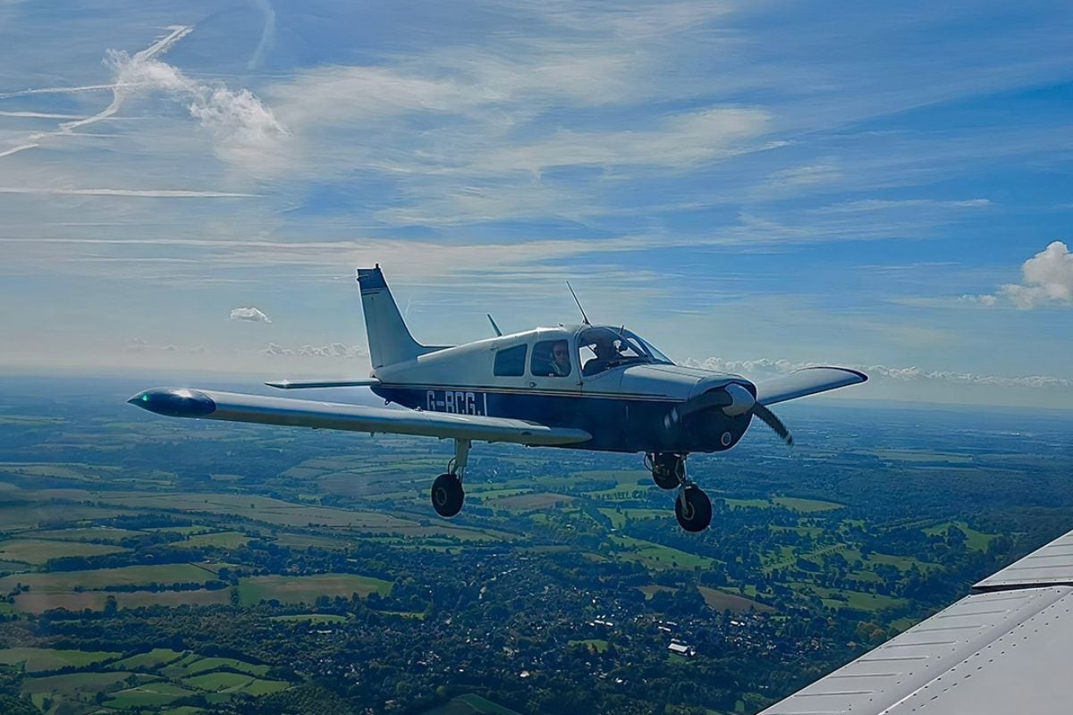 30 Minute Flying Lesson from Oxford Airport