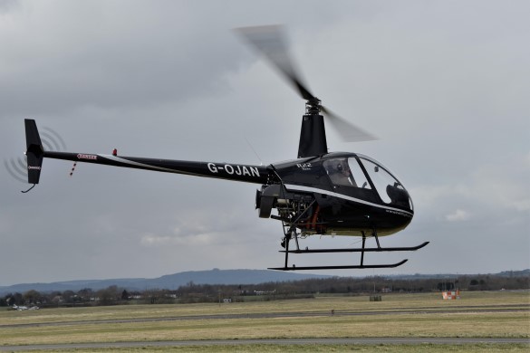 30 Minute R22 Helicopter Lesson - Cotswolds