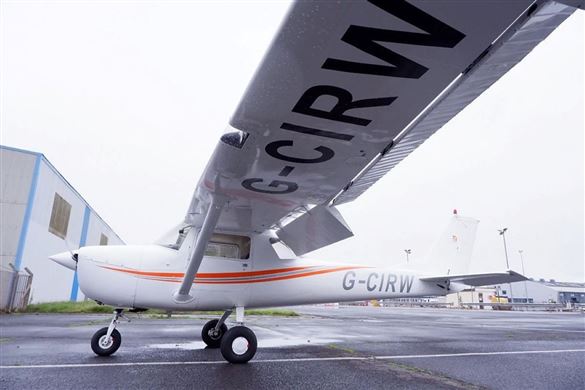 4 Seater 30 Minute Flying Lesson - Cotswold Airport