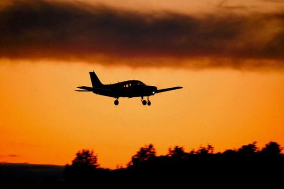 4 Seater 40 Minute Lesson - Perth Airport