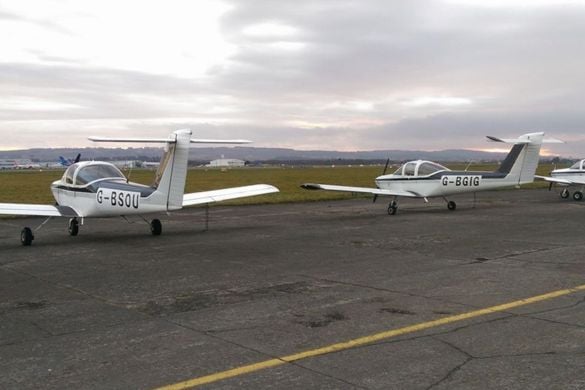 4 Seater 60 Minute Flying Lesson - Glasgow