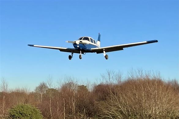 4-Seater Piper Flying Lesson - Blackbushe Airfield