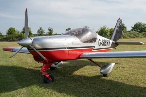 4 Seater 60 Minute Flying Lesson - Northampton