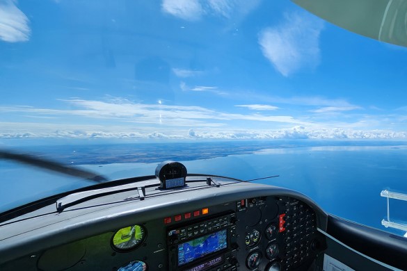 60 Minute 2-Seater Lesson - Humberside Airport