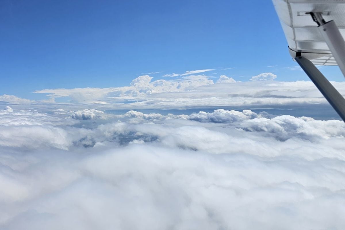 60 Minute Flying Lesson from Shoreham Airport