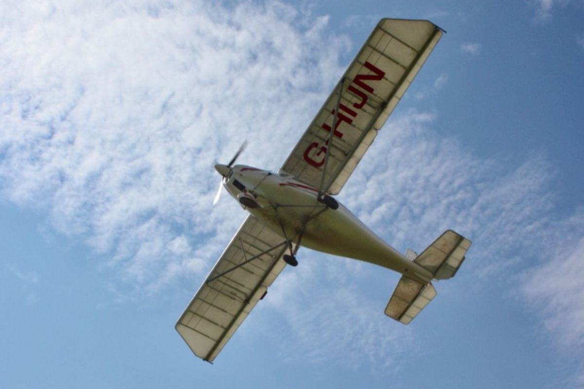 60 Minute Flying Lessons in North Kent