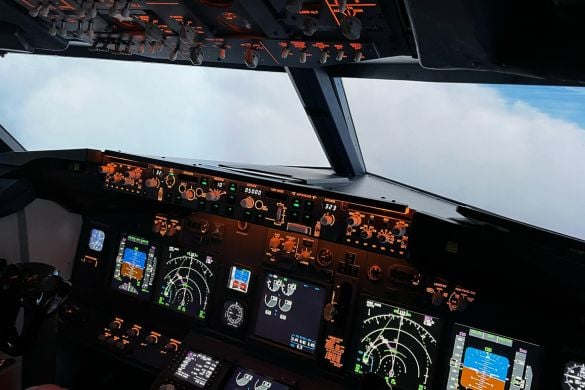 Boeing 737 60 Minute Flight Simulator Session - Chester