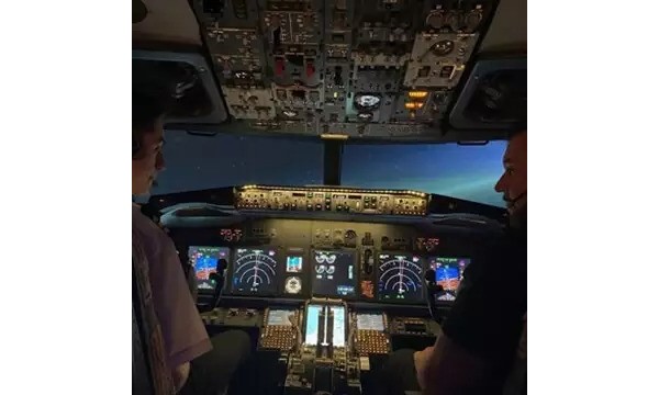60 Minute Boeing 737 Flight Simulator - Warwickshire