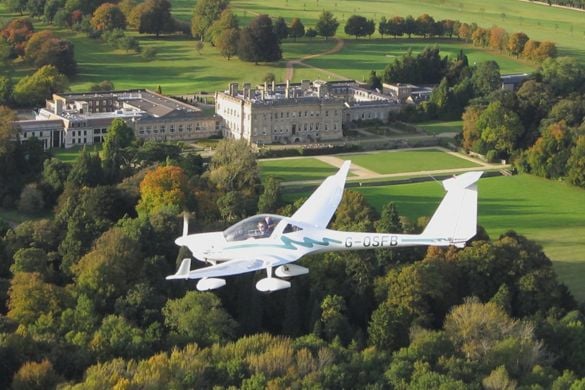 60 Minute Two Seater Flying Lesson - Enstone Aerodrome
