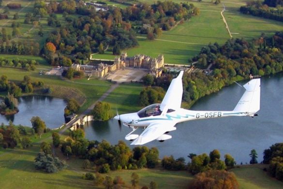 60 Minute Two Seater Flying Lesson - Enstone Aerodrome