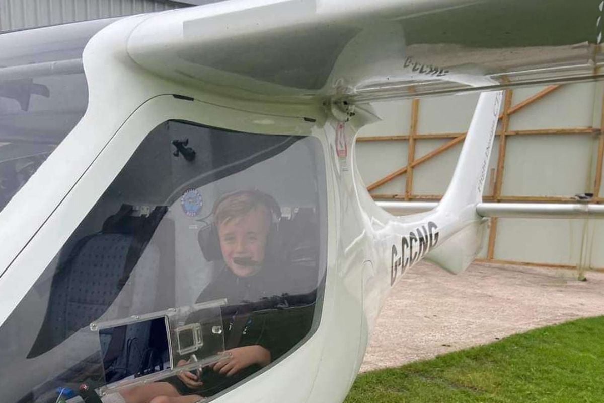 90 Minute Flying Lesson in Northumberland