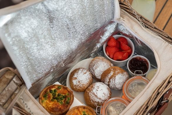 A Picnic Cruise on the River Thames (Child Under 12)