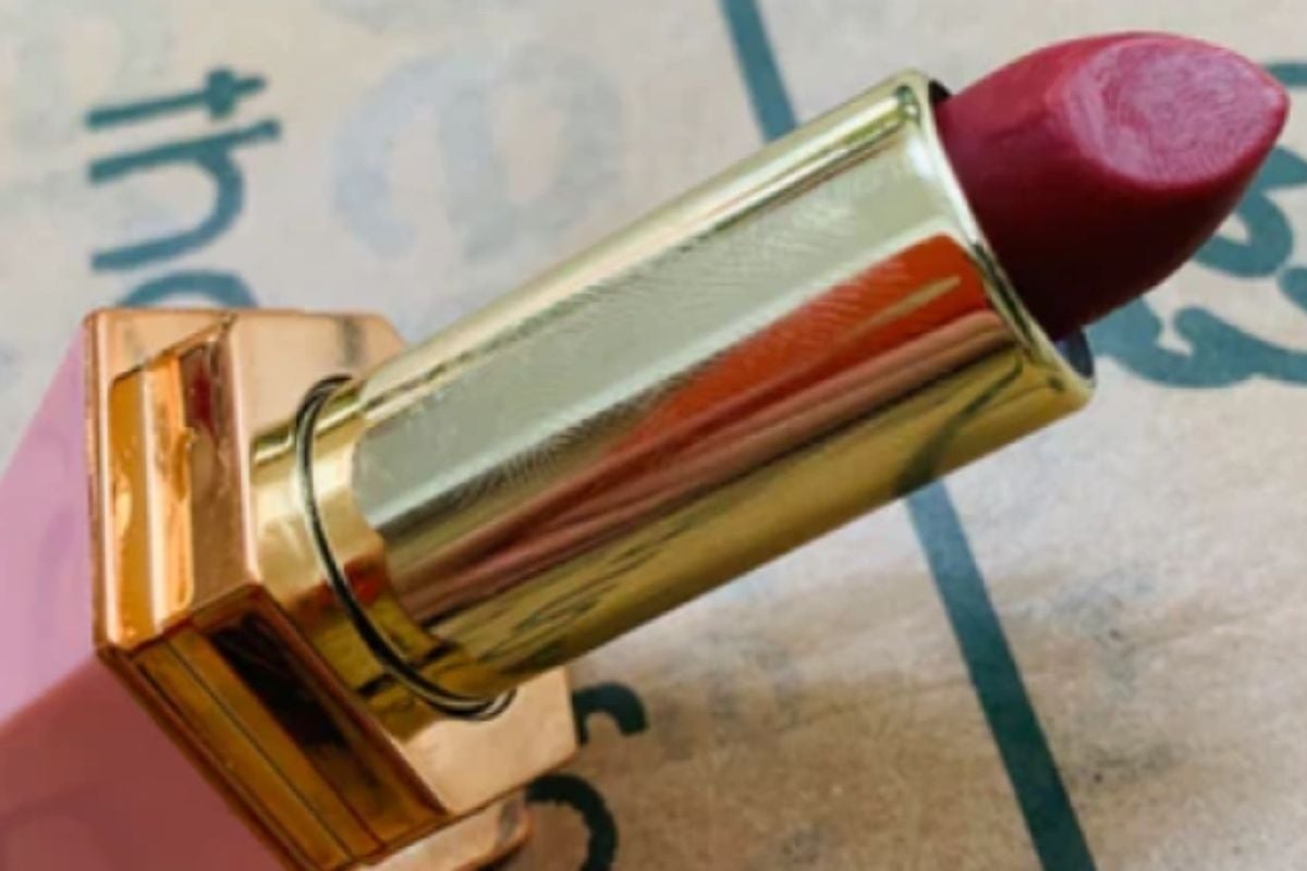 At Home Vegan Lipstick Making Experience