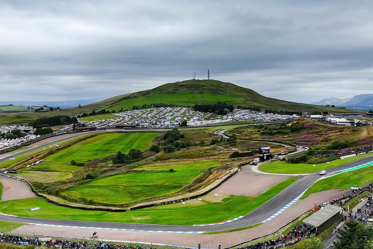Niall Mackenzie Bike Trackday Experience