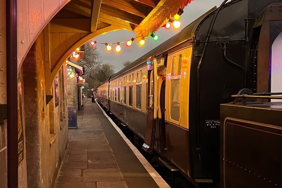 Christmas High Tea Steam Train Experience for Two