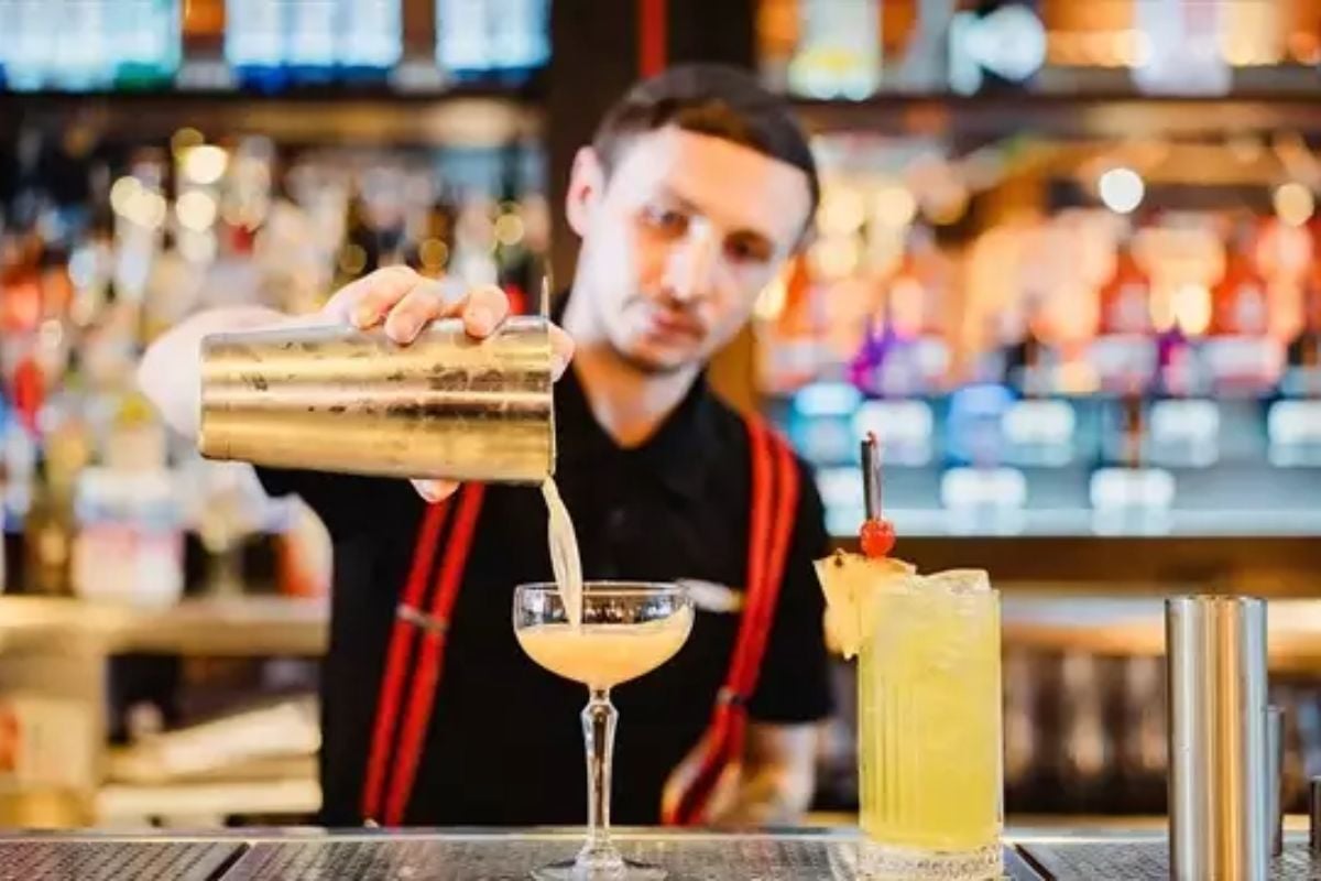 TGI Fridays Cocktail Masterclass for Groups