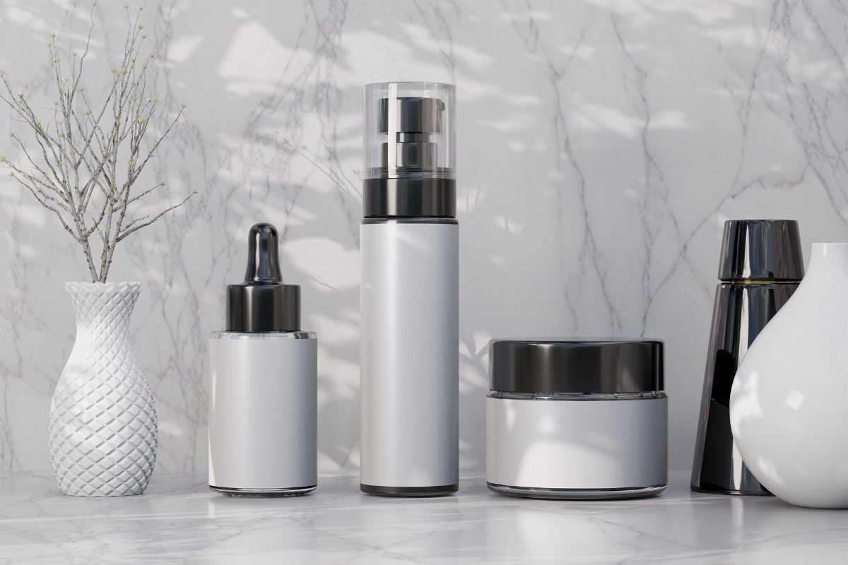 Cryo Glow Collagen & Red Light Facial in Kent