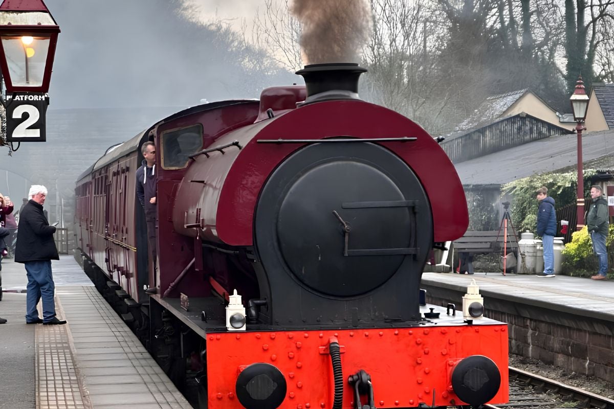 Ecclesbourne Valley Railway Steam Train Afternoon Tea for Four