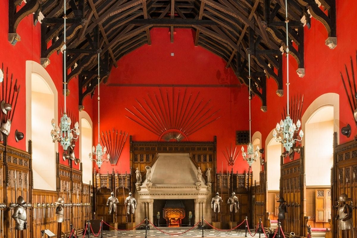 Edinburgh Castle and Dinner for Two