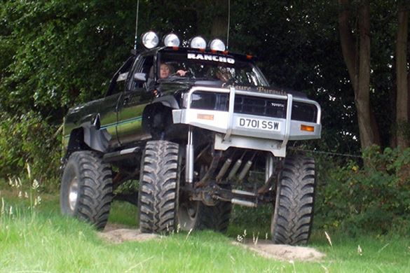 Euro-Monster Truck Driving