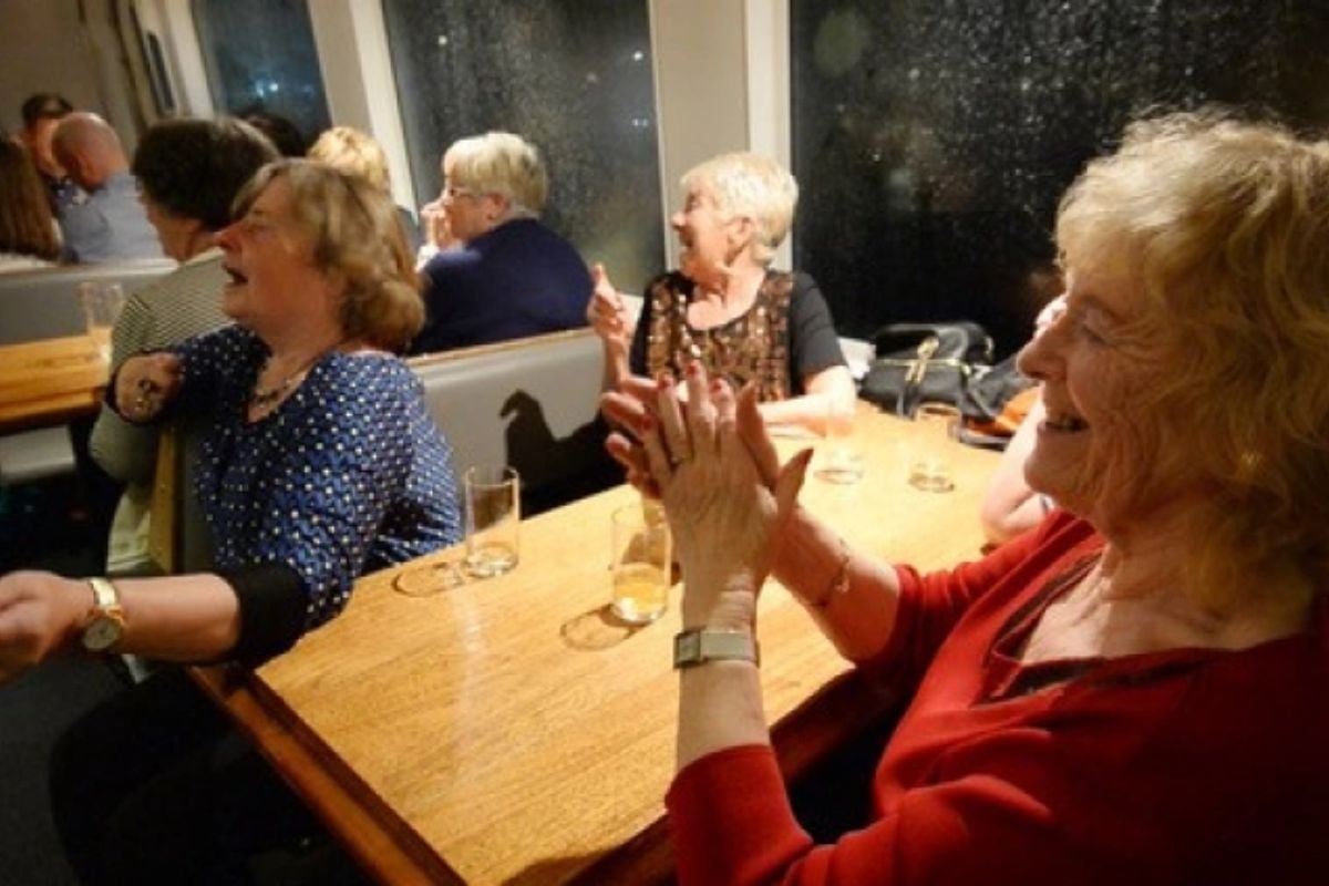 Evening Scottish Folk Cruise with BBQ for Two in Edinburgh