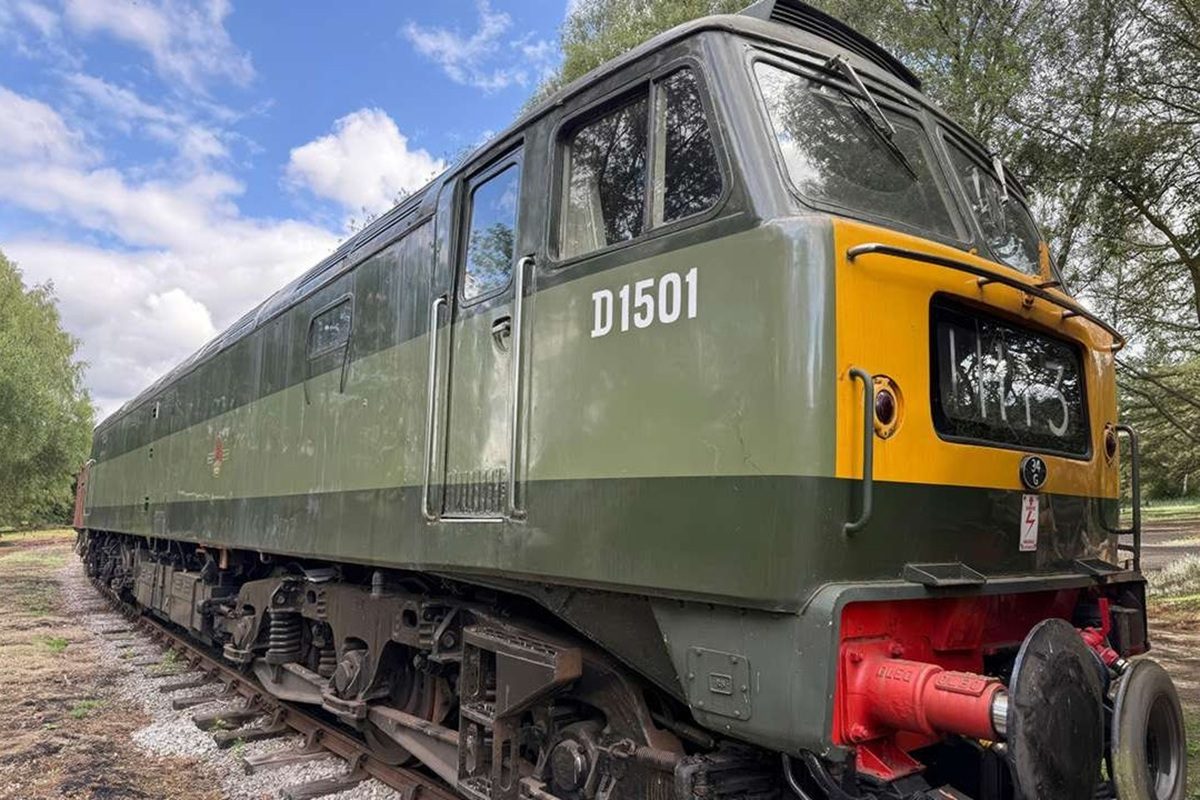 Exclusive 1:1 Diesel Train Driving Experience