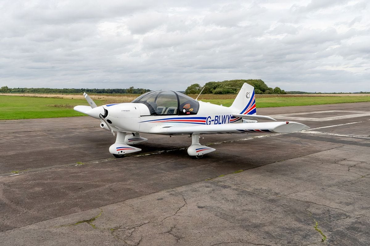 Extended Aerobatics at Sywell Aerodrome