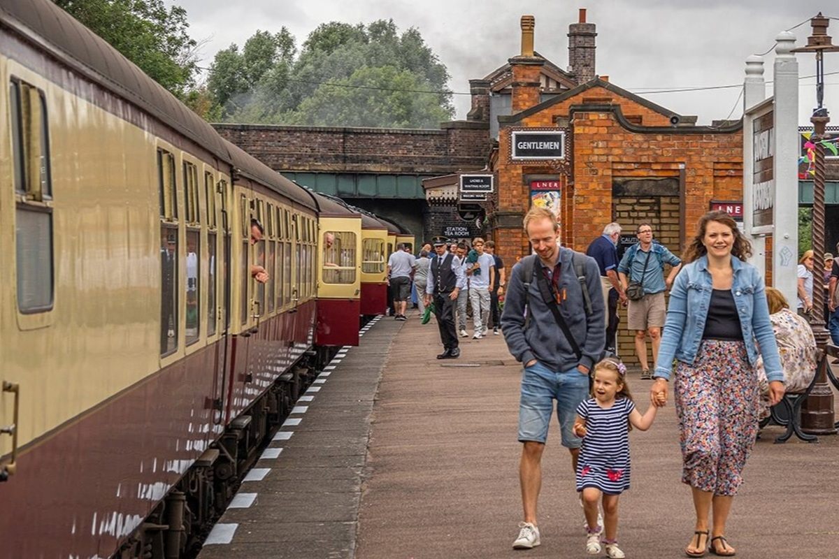 UK Wide Family Steam Train and Heritage Railway Day Out