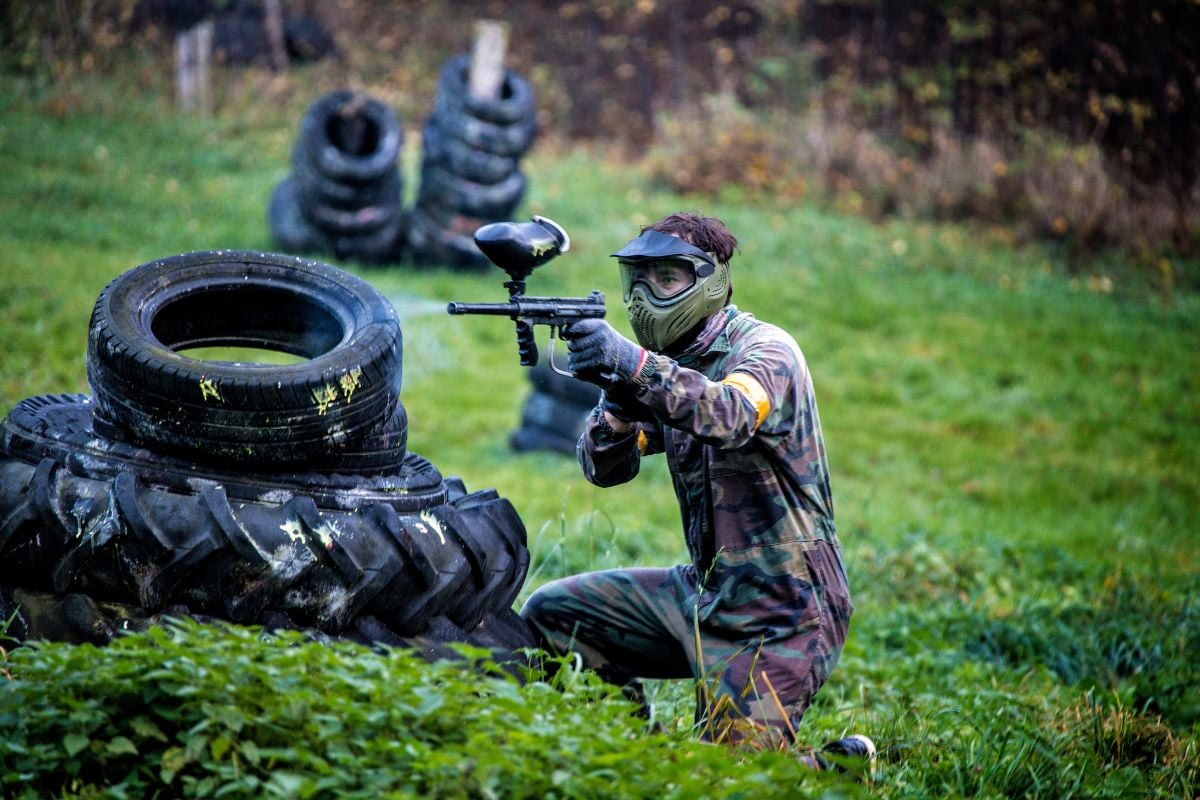 Four Player Forest Paintballing: 100 Paintballs