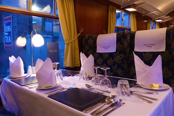 Friday Evening 4-Course Dinner for Four - Leicestershire