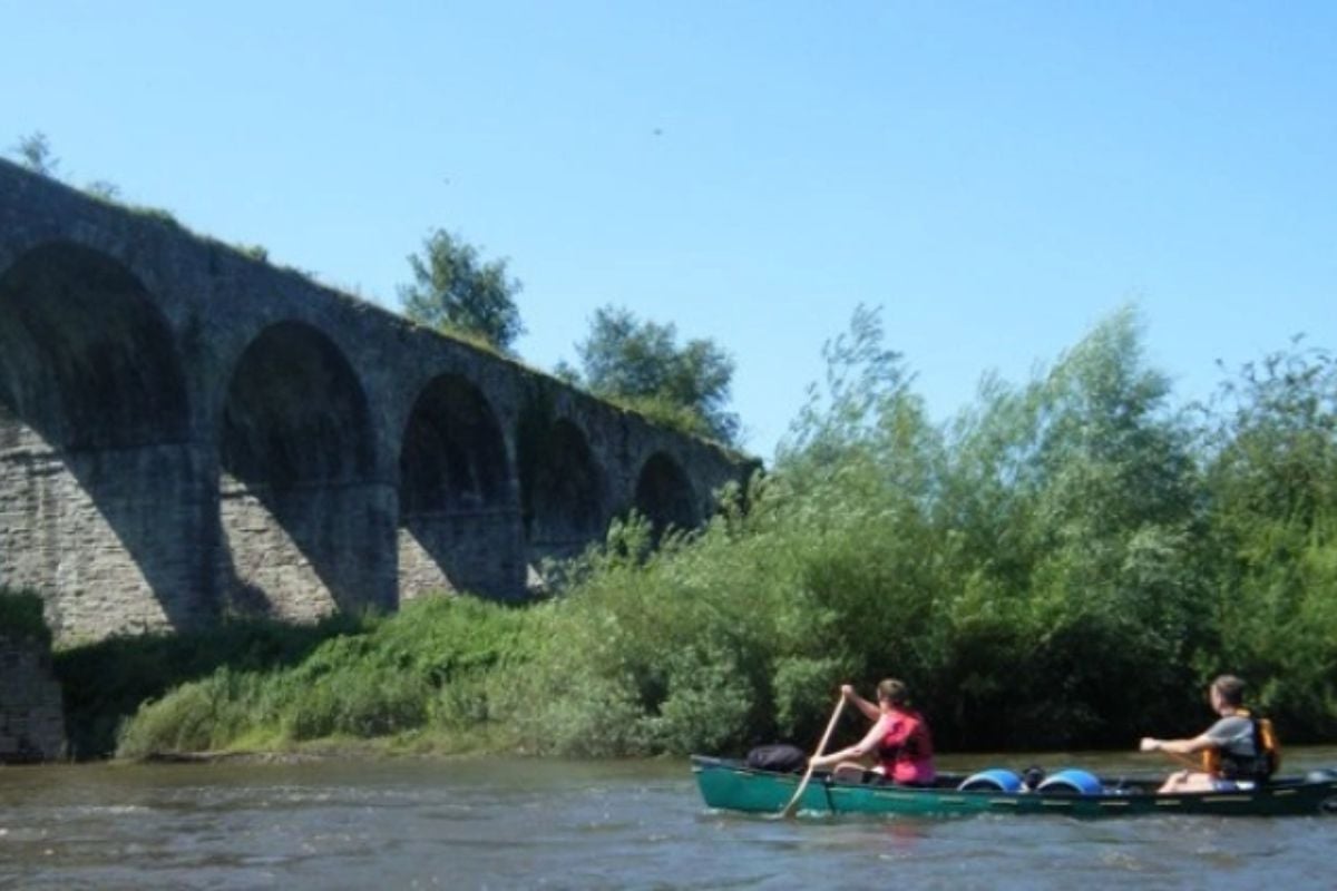 Full Day Canoeing Experience on the River Wye in Gloucestershire