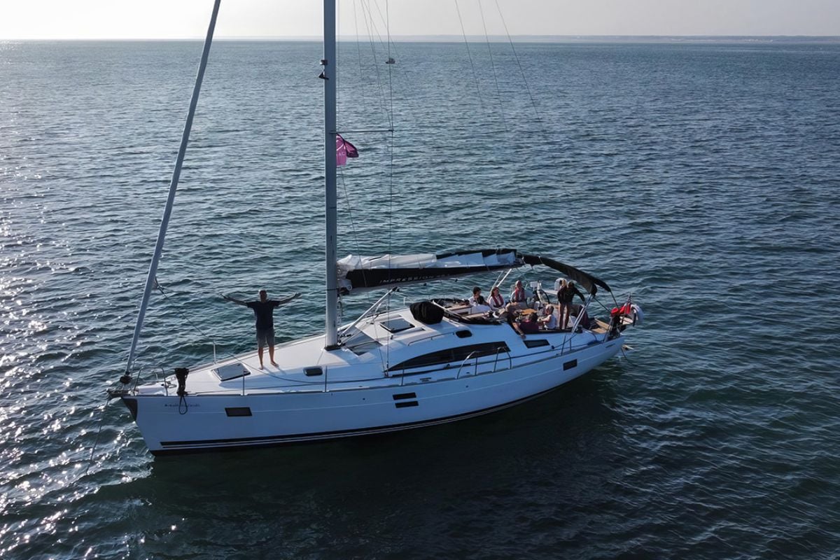 Full Day Private Solent Yacht Luxury Charter with Lunch